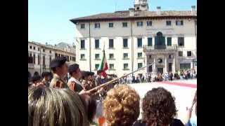 33° Falzarego... La Bandiera e l'Inno Nazionale... in Piazza a Conegliano Veneto.