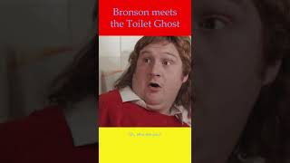 Bronson meets the Toilet Ghost #roundthetwist #nostalgia #90stv #aussietv #gocsysclassics