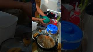 Lavando as vasilhas pós almoço #youtubeshorts #shorts #foryou #fyp #cleaning