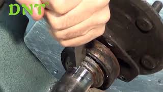 How to use: how to remove rear axle bearings