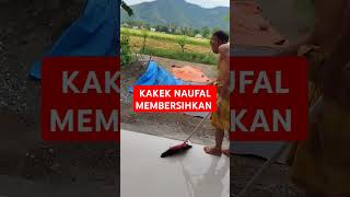 🔴 KAKEK NAUFAL MEMBERSIHKAN TERAS 🔴 #youtubeshorts #shorts