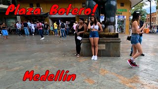 Recorriendo La Plaza Botero La Veracruz en el Centro de Medellin Colombia