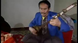 یک خواندن کش کده محلی ارزگانی new dambora hazaragi #music #village #عشق #موزیک #آهنگ #اکسپلور