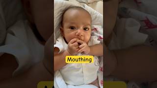 छोटे बच्चो का बार बार मुंह में उंगली डालना क्या ये सही है ? Why baby putting finger in mouth