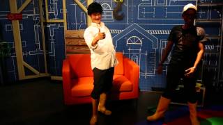 Phua Chu Kang pulls a prank on unsuspecting guests at Madame Tussauds!