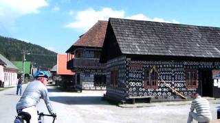 Čičmany - skanzen a dom Ondreja Gregora (apríl 2011)