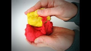 Play Doh mixing colors