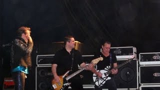 VAN HALEN - FRONT ROW!! - AIN'T TALKING ABOUT LOVE - PASO ROBLES CALIFORNIA MID STATE FAIR 2013