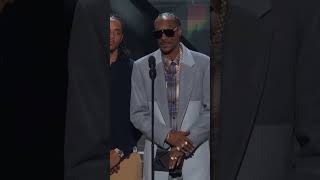 SnoopDogg presents award at the annual Game Awards! Unlimited side quests.. lol Legend! @snoopdogg