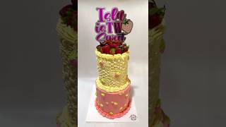 Made this strawberry themed cake for our daughter’s 2nd birthday 🍓 #shorts #shortvideo #shortsviral