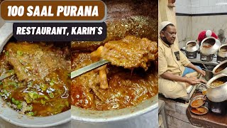 100 Saal se bhi Zayada Purane Restaurant mein Humne Khaya Chicken Stew & Korma | Karim's,Jama Masjid