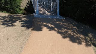 La nouvelle passerelle en rive sud de la Vilaine plus la dernière coronapiste de Rennes (Bray)