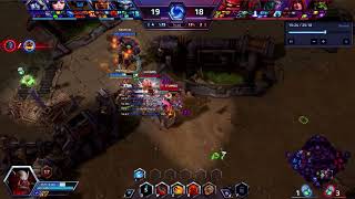 Heroes of the Storm - Garrosh throws D.va Mech