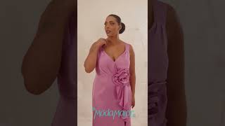 Vestido de Festa Plus Size com Alça e Aplicação de Flor: O Toque de Beleza e elegância.