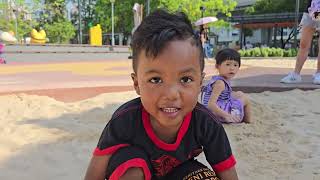 Sham Shui Po Children Playground - taman bermain outdoor besar sekali