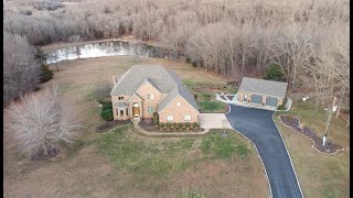 Ozarks Country Estate with 113 Ac.