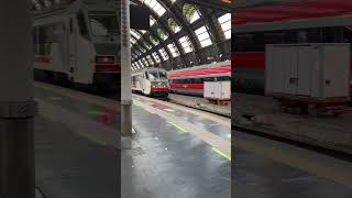 VECCHIA E NUOVA LIVREA FRECCIAROSSA 1000- QUALE PREFERITE? FATEMELO SAPERE NEI COMMENTI!!! #ETR1000