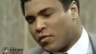 Saat Muhammad Ali ditanya tentang Bodyguard di Luar Dugaan Ali menjawab hanyalah Allah