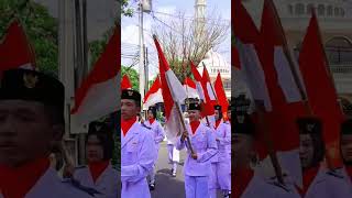 arak-arakan pasukan kibar bendera Grebeg Parakan 2023 #shorts #cilukba