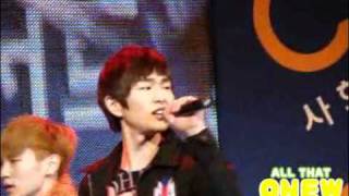 [fancam] 110428 SHINee Onew #3 @ Severance Hospital Love Concert