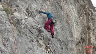 Aynasızlar VI, 5c+ Tırmanıcı: Nazmi Öztürk    İZMİR KAYNAKLAR KAYA TIRMANIŞI  Rock Climbing