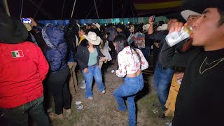 el sinaloense los alameños de la sierra en tepelmeme oaxaca