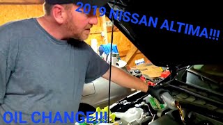 2019 Nissan Altima | Engine Oil Service