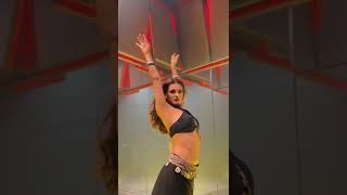 Shakti Mohan First Belly Dance 😍 || #shaktimohan