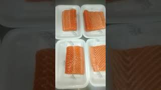 JUAL IKAN SALMON FILLET , IKAN SALMON INI ADALAH IKAN SALMON KUALITAS TERBAIK DI DUNIA.