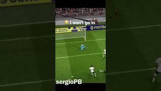 It won’t go in, Oblak is there #shorts #efootball #goalkeeper