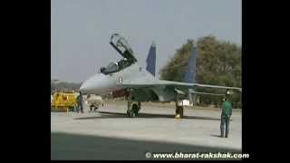 Soaring Into Sky! Indian Air Force Sukhoi 30!!