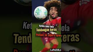 Pemain ini terkena bola saking kerasnya tendagan lawan #football #shorts