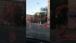 😂👉В Волгограде поймали самого пафосного электросамокатчика катил  сидя в мягком кресле.