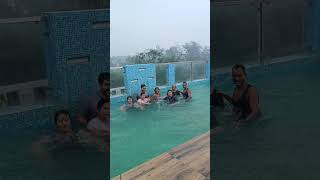 Enjoying with family,pool time🌊😂#youtubeshorts #familyvlog #enjoyment #swimmingpool #short