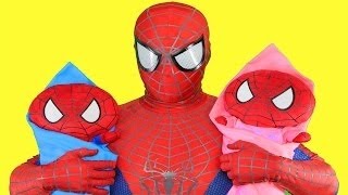 Pink Spidergirl Spiderman & Spiderbaby Bathtime Baby Bath Time Stop Motion Superheroes Prank Videos