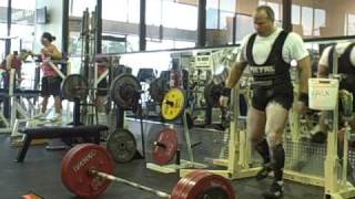 Byron Nichols 650 Deadlift