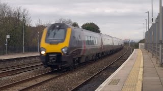 220 xxx and 220 xxx speed past Dawlish warren 16/11/24