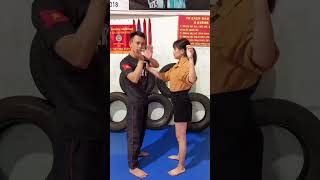 Tự Vệ Nữ Bị Nắm Áo #shorts #kungfu #vothuat