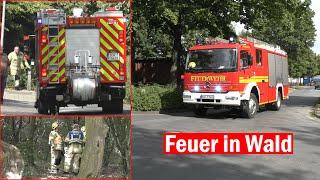 [Waldbrand] Feuerwehr trifft an Einsatzstelle in Gronau ein