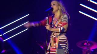 Anastacia - 'You'll Never Be Alone' live in BELGIUM