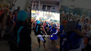 Gatka Performance - Gurunanak Jayanti Nagar Kirtan - Fauj E Khalsa #explorergabru #nagarkirtan