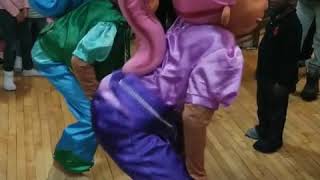 Shimmer and shine Bouncy Blvd dancing characters