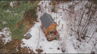 Crooked River Tiny House // Maine, USA