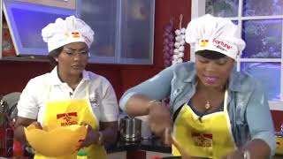 Joyce Blessing blesses us with Abunuabunu with Fufu Enjoy