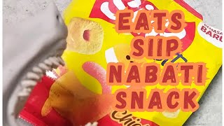 Shark puppet eats favourite Snack #asmr #viral