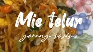 Mie telur goreng sosis #miegoreng #mietelur #pamulangfoodies #menusederhana #mietelurgoreng