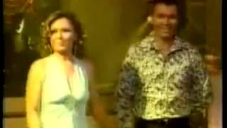 MARIA ROJO Y CARLOS BAILANDO MUSICA DISCO