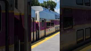 #mbta F40PH-3C #1070 enters Braintree with a horn salute! ft. @reallifechronicles1707 #mbta #train