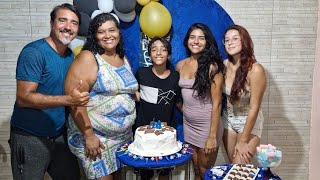 Comemoração do Aniversário de 14 anos do meu filho. Dia muito divertido com amigos e família.