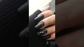 Qual sua cor preferida de esmalte? #unhas #preto #blackpink #shorts